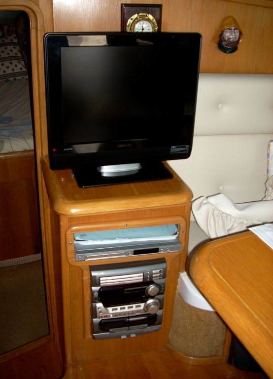 cruceros - YATE DE MOTOR -RETASADO - SK 37 PERMUTAS