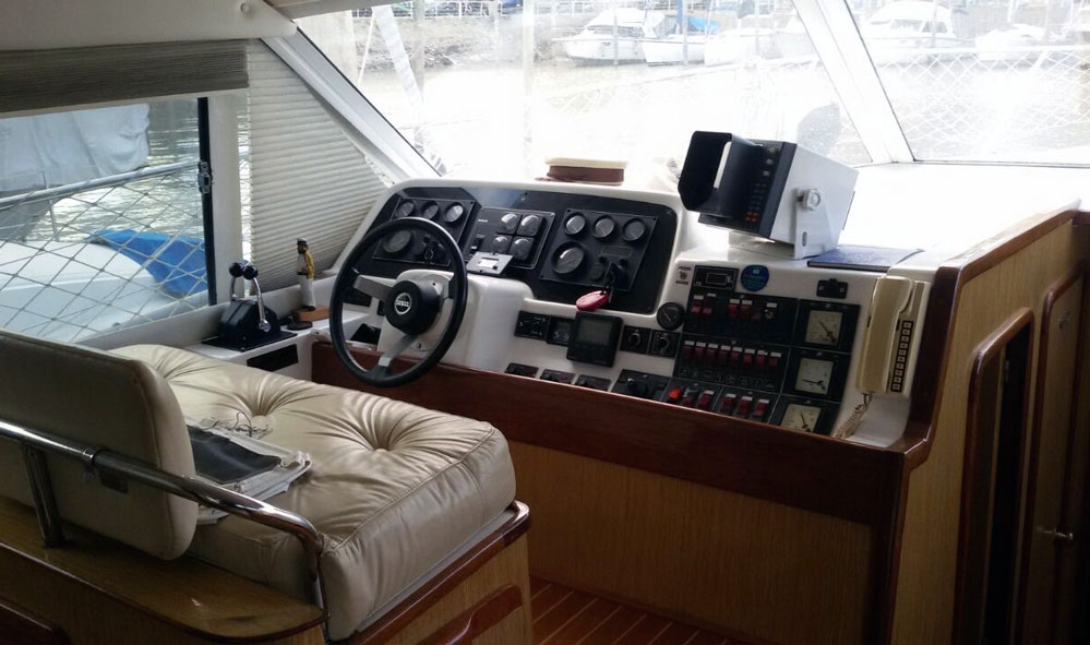 cruceros - YATE A MOTOR (OPORTUNIDAD) - SK 39 - OPORTUNIDAD RETASADO