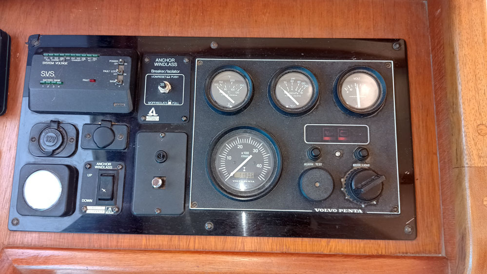cruceros - YATE MOTOR - GRANDJEAN ALARGADO