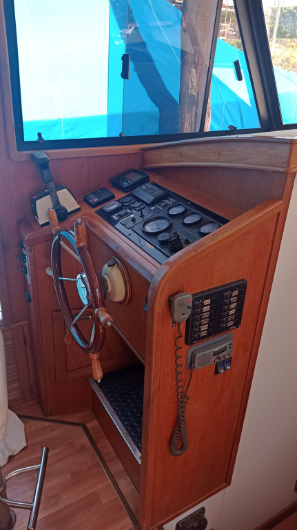 cruceros - YATE MOTOR - GRANDJEAN ALARGADO