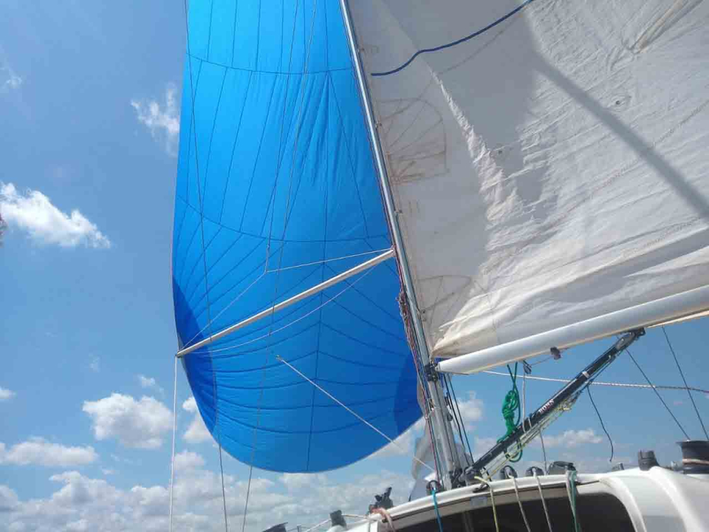 veleros - YATE DE VELA - RETASADO - VEINTIDUE  OPORTUNIDAD