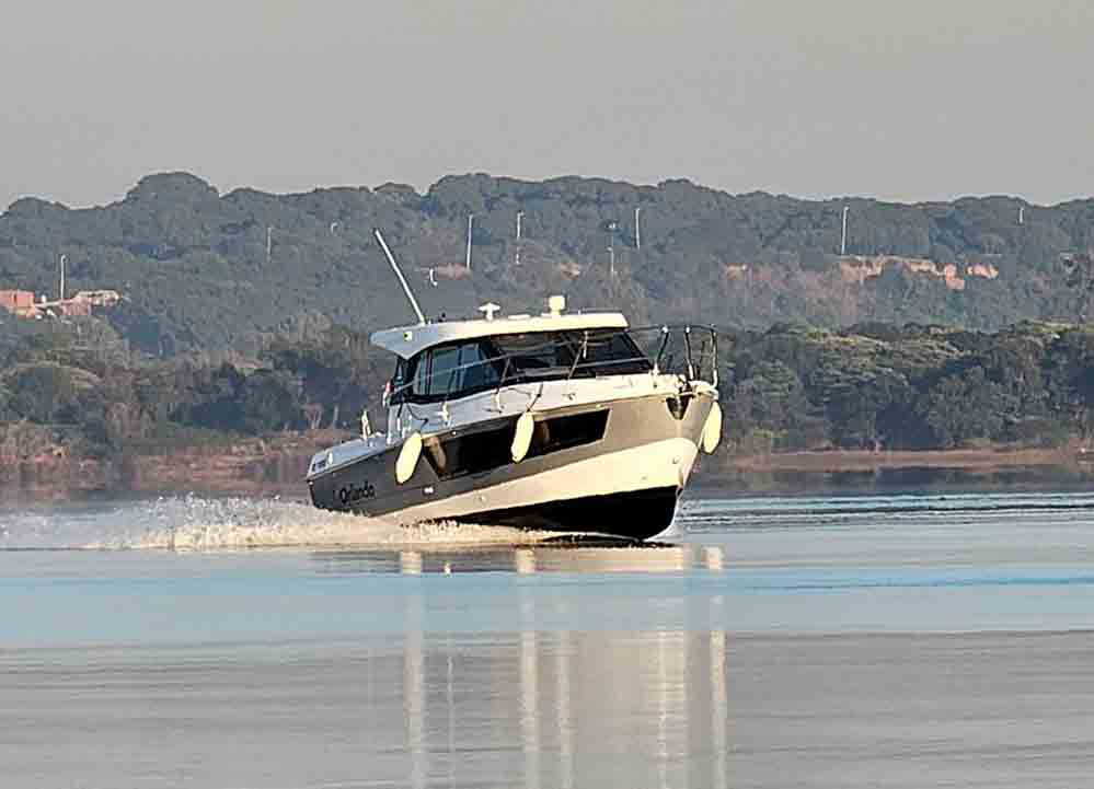 cruceros - YATE MOTOR  - ALPHA 2800 SC
