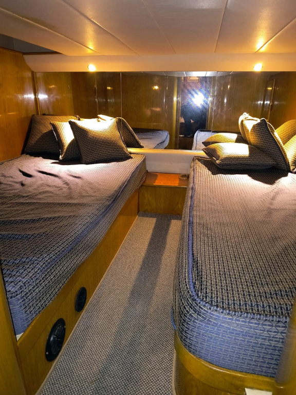 cruceros - YATE MOTOR - SEGUE 43